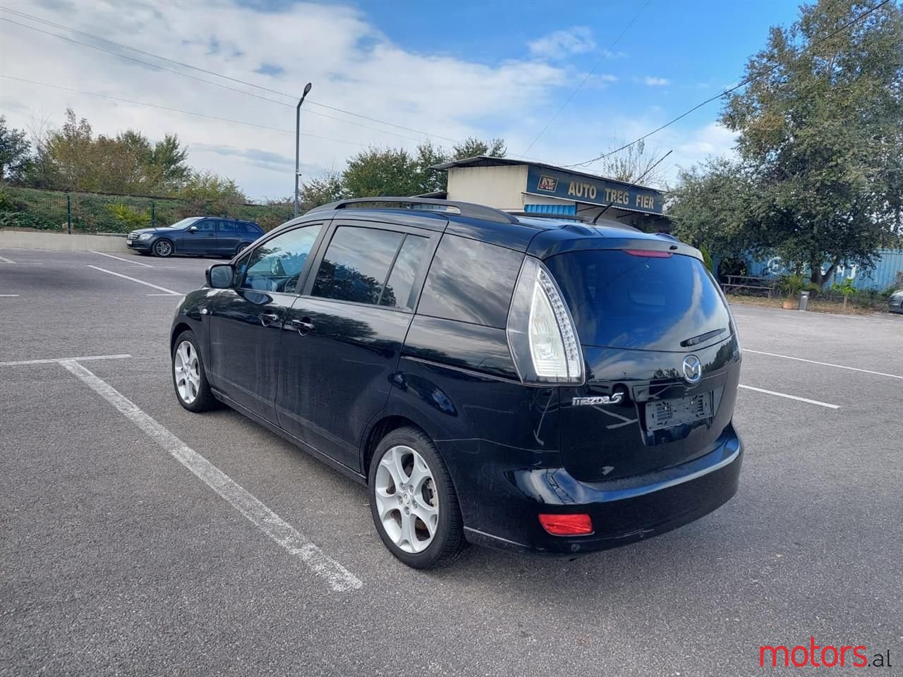 2010' Mazda 5 photo #1