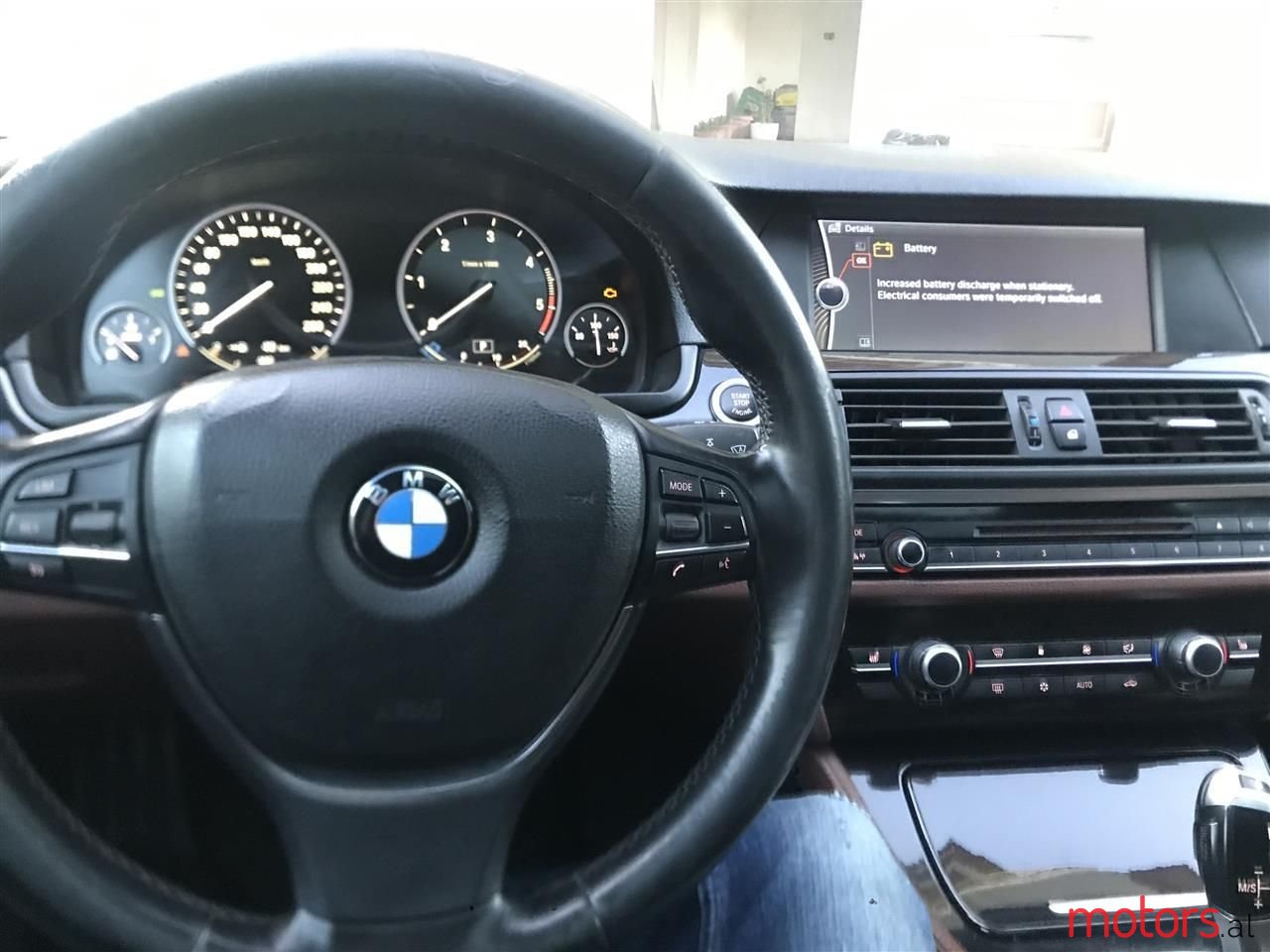 2012' BMW 525 photo #2