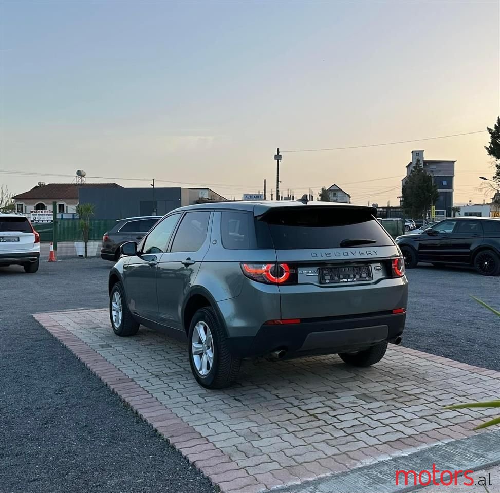 2016' Land Rover Discovery Sport photo #6