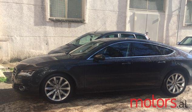 2011' Audi A7 photo #1