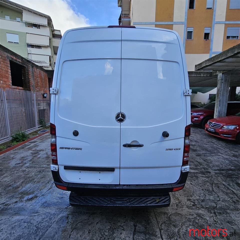 2016' Mercedes-Benz Sprinter photo #3