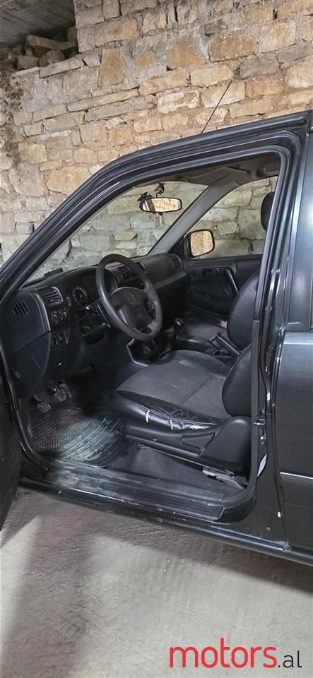 2002' Opel Frontera photo #5