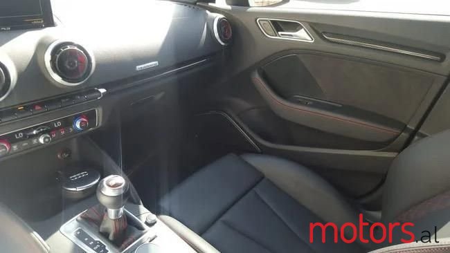 2016' Audi RS3 photo #4