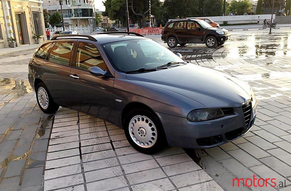 2004' Alfa Romeo Alfa 156 photo #1