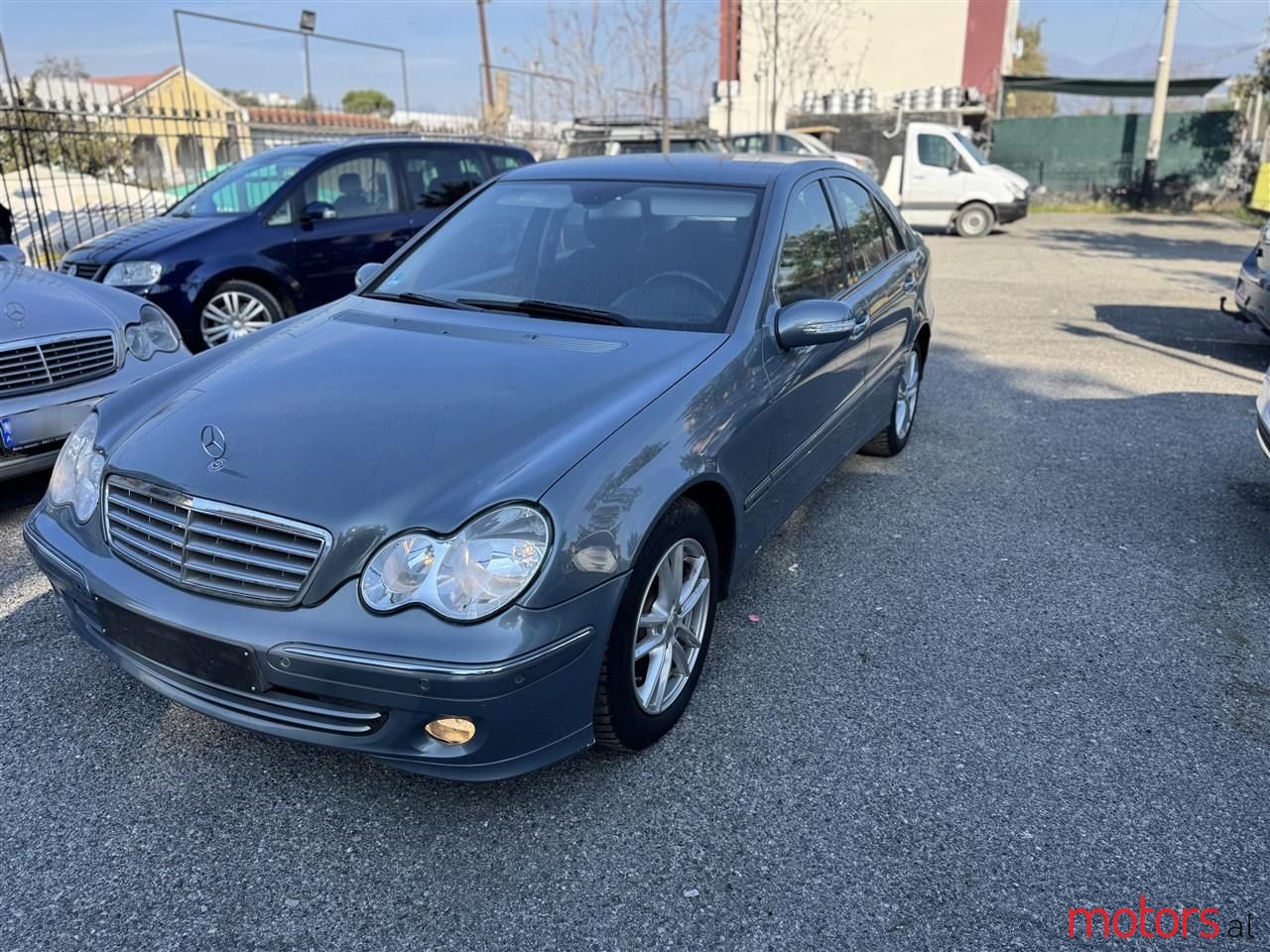 2006' Mercedes-Benz C 220 photo #1