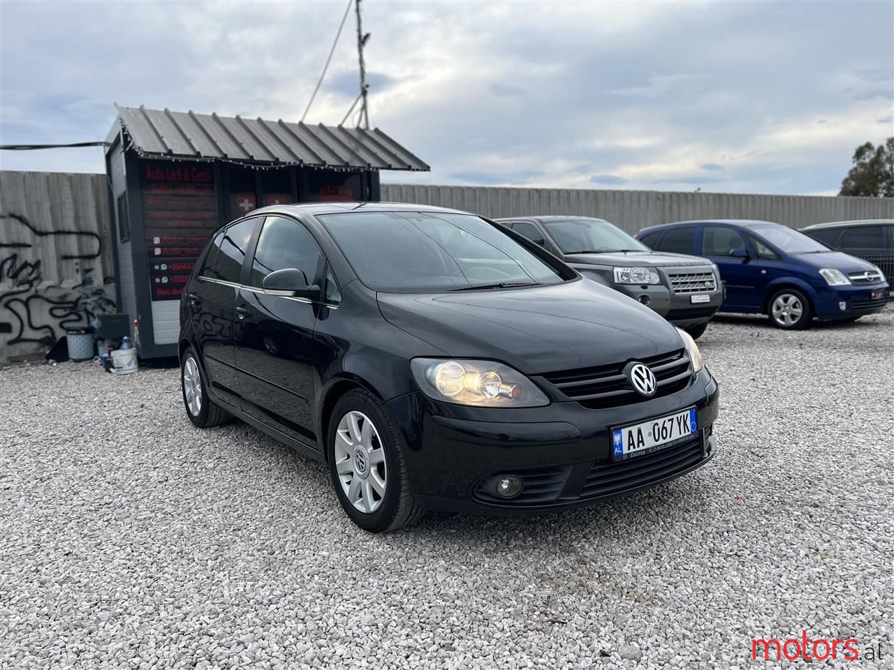 2005' Volkswagen Golf Plus photo #1