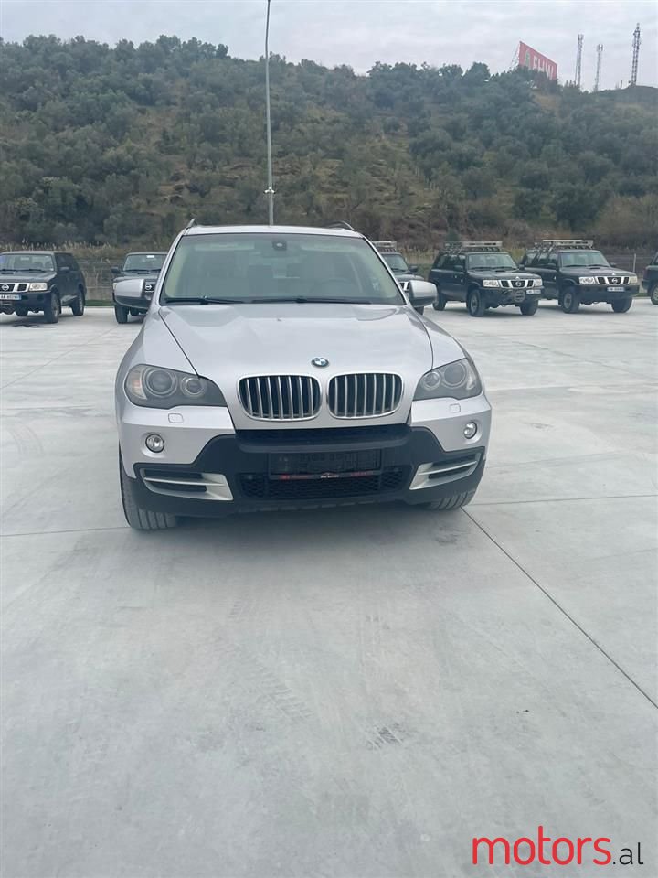 2010' BMW X5 photo #6