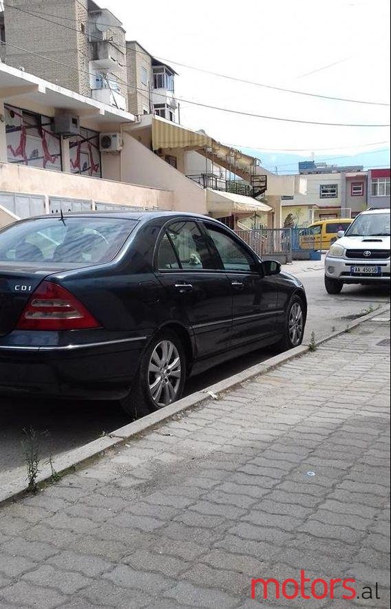 2002' Mercedes-Benz C 220 photo #1