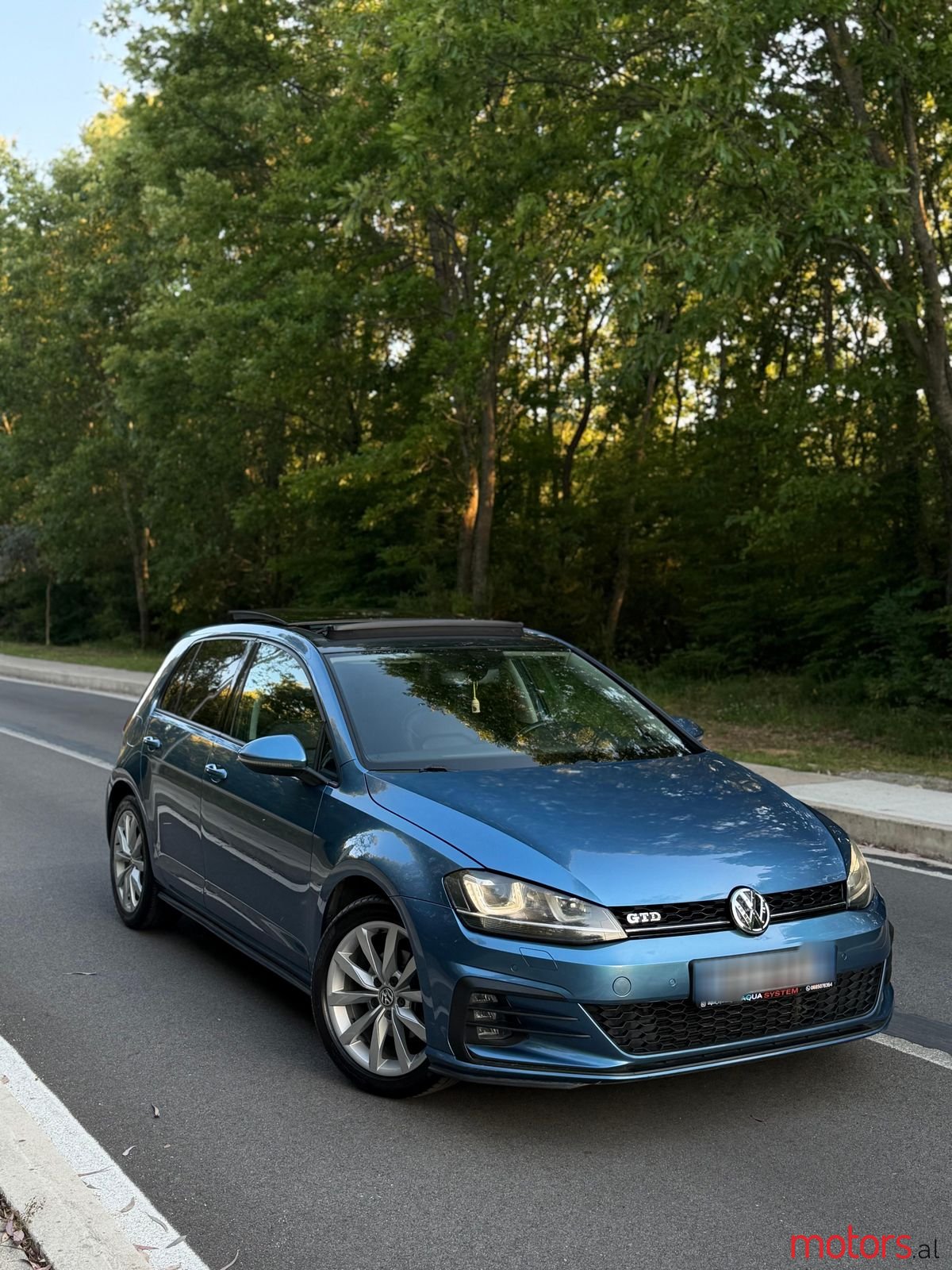 2014' Volkswagen Golf photo #5