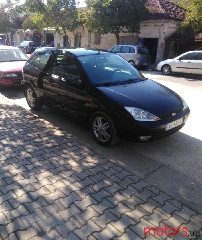 2002' Ford Focus photo #1