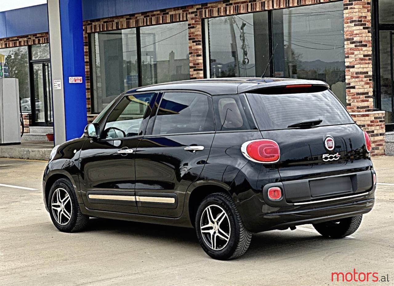 2013' Fiat 500L photo #4