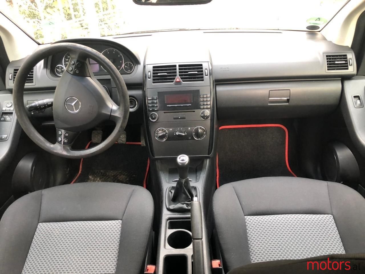 2008' Mercedes-Benz A 160 photo #4