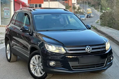 2015' Volkswagen Tiguan