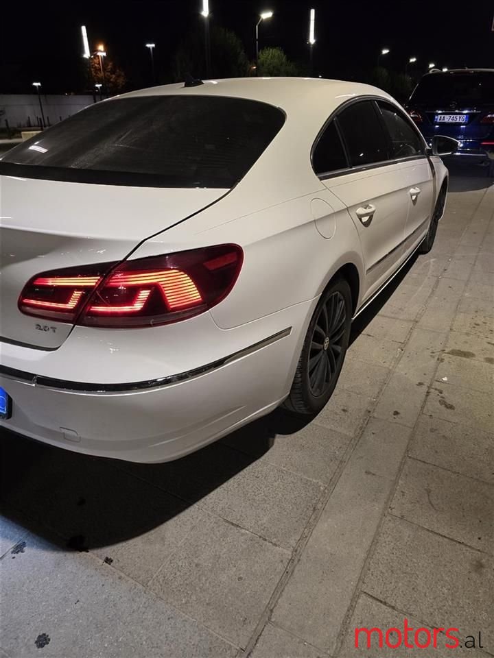 2013' Volkswagen photo #5