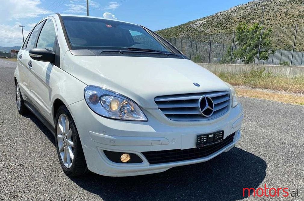 2006' Mercedes-Benz B 180 photo #1