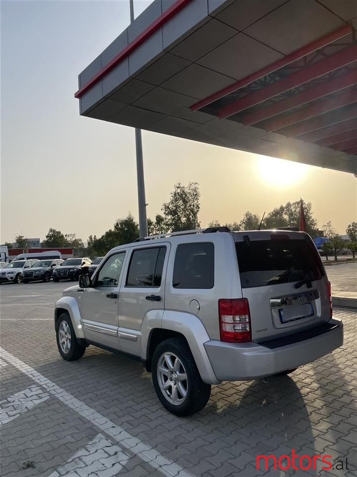 2010' Jeep Cherokee photo #1