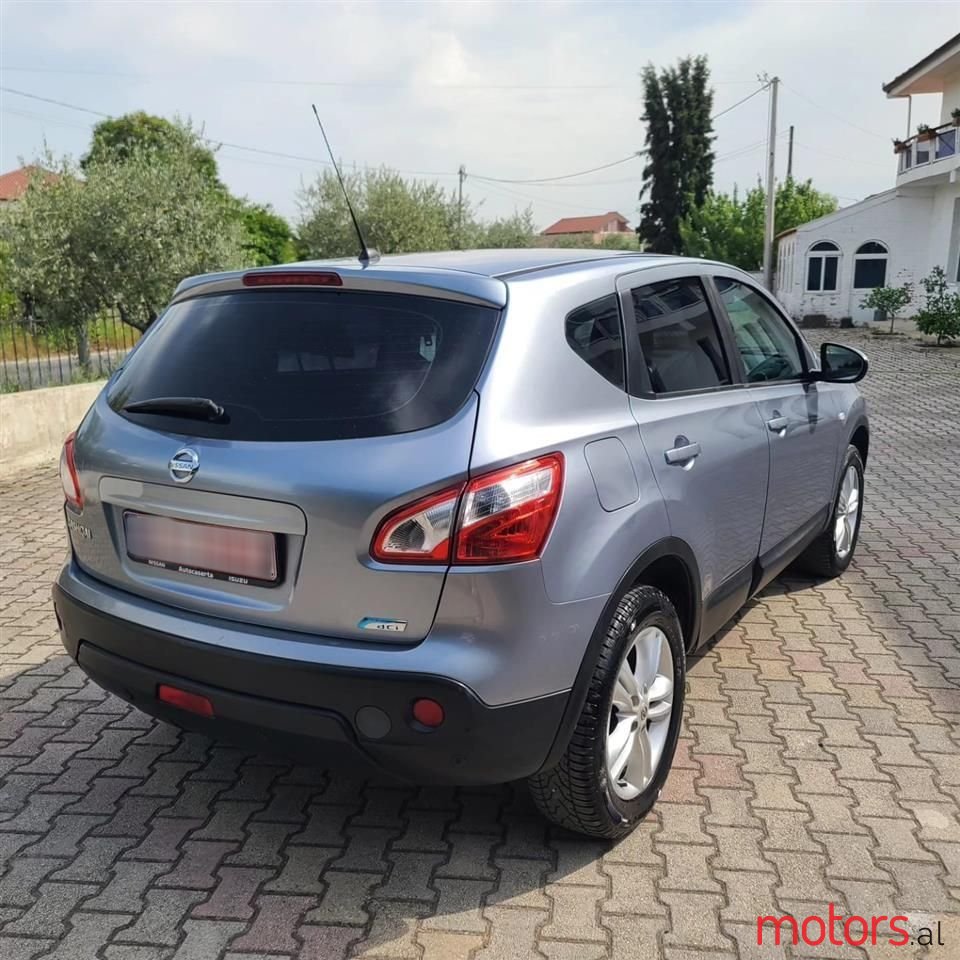 2011' Nissan Qashqai photo #2