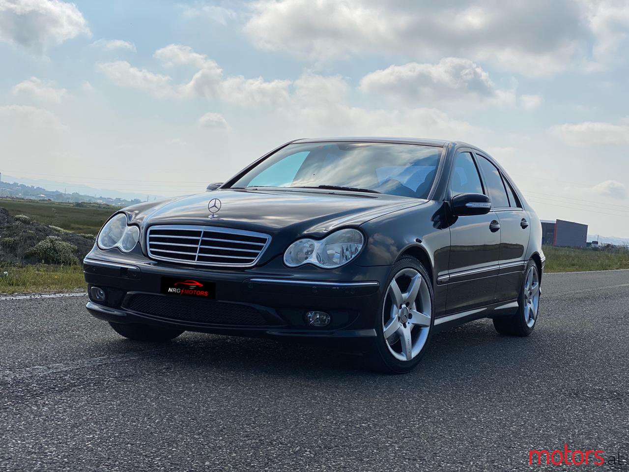 2005' Mercedes-Benz C-Class photo #3