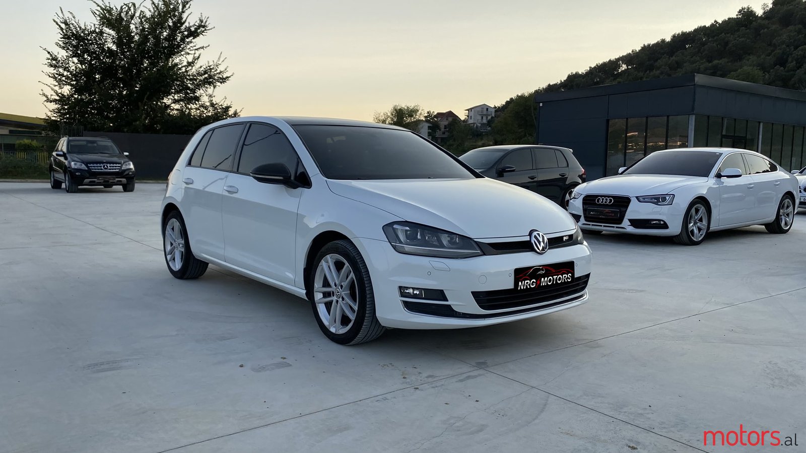 2015' Volkswagen Golf VII photo #2