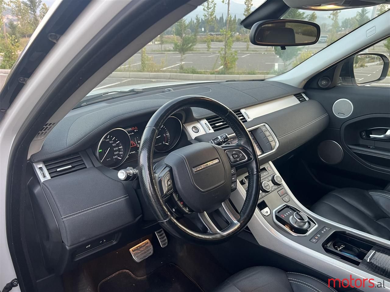 2014' Land Rover Range Rover Evoque photo #6