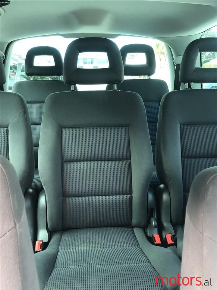 2005' Volkswagen Sharan photo #5