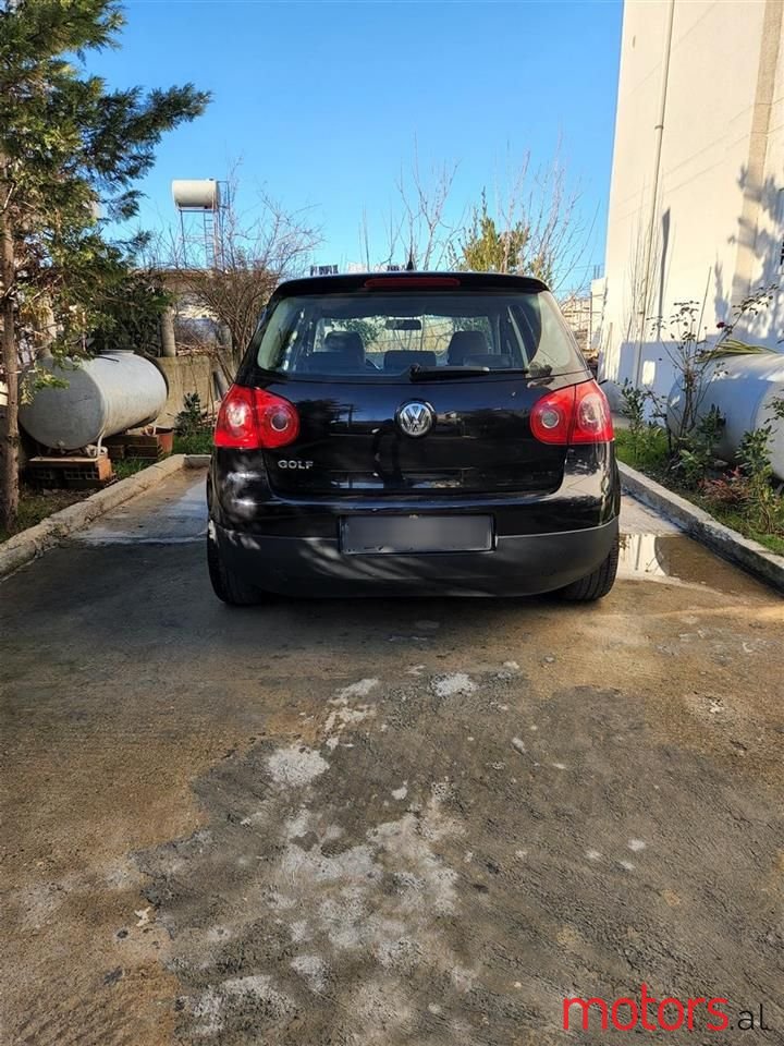 2008' Volkswagen Golf photo #6