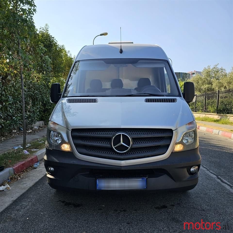 2015' Mercedes-Benz Sprinter photo #5