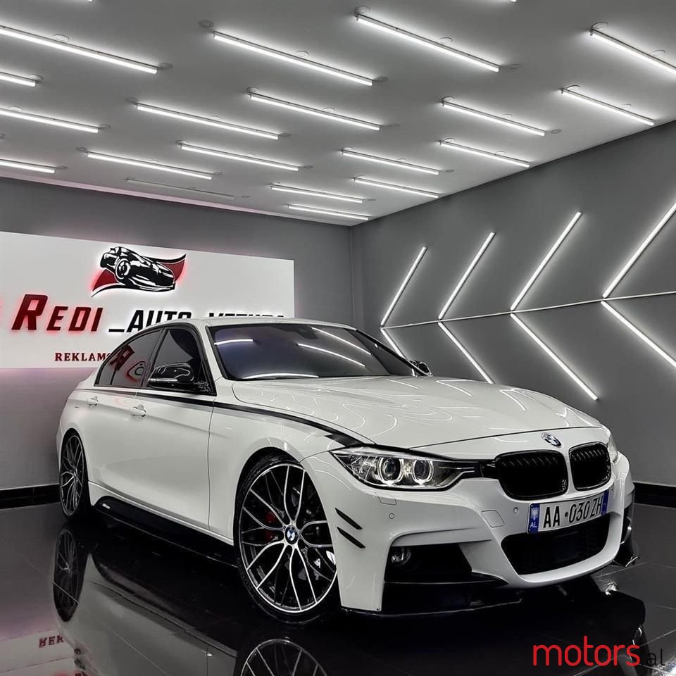 2013' BMW 335 photo #1