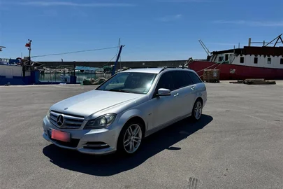 2012' Mercedes-Benz C 220