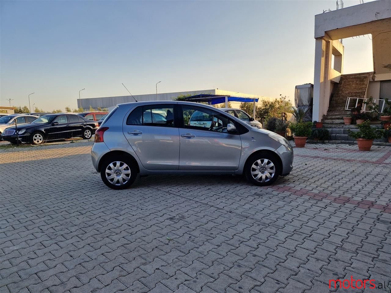 2009' Toyota Yaris photo #4