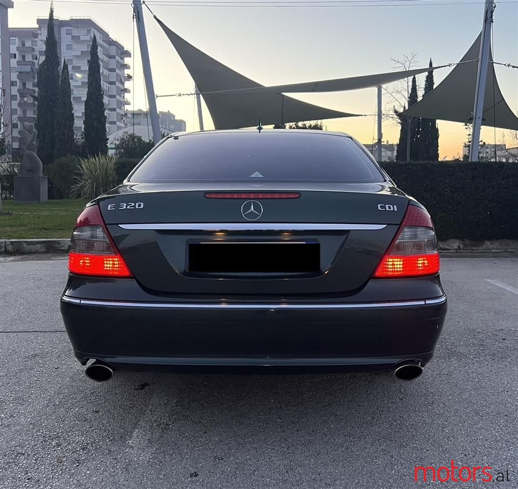 2006' Mercedes-Benz 320 photo #6