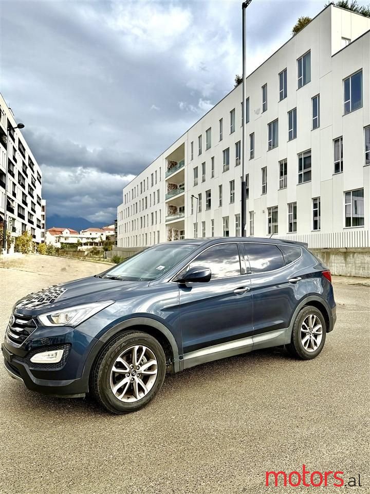 2013' Hyundai Santa Fe photo #1