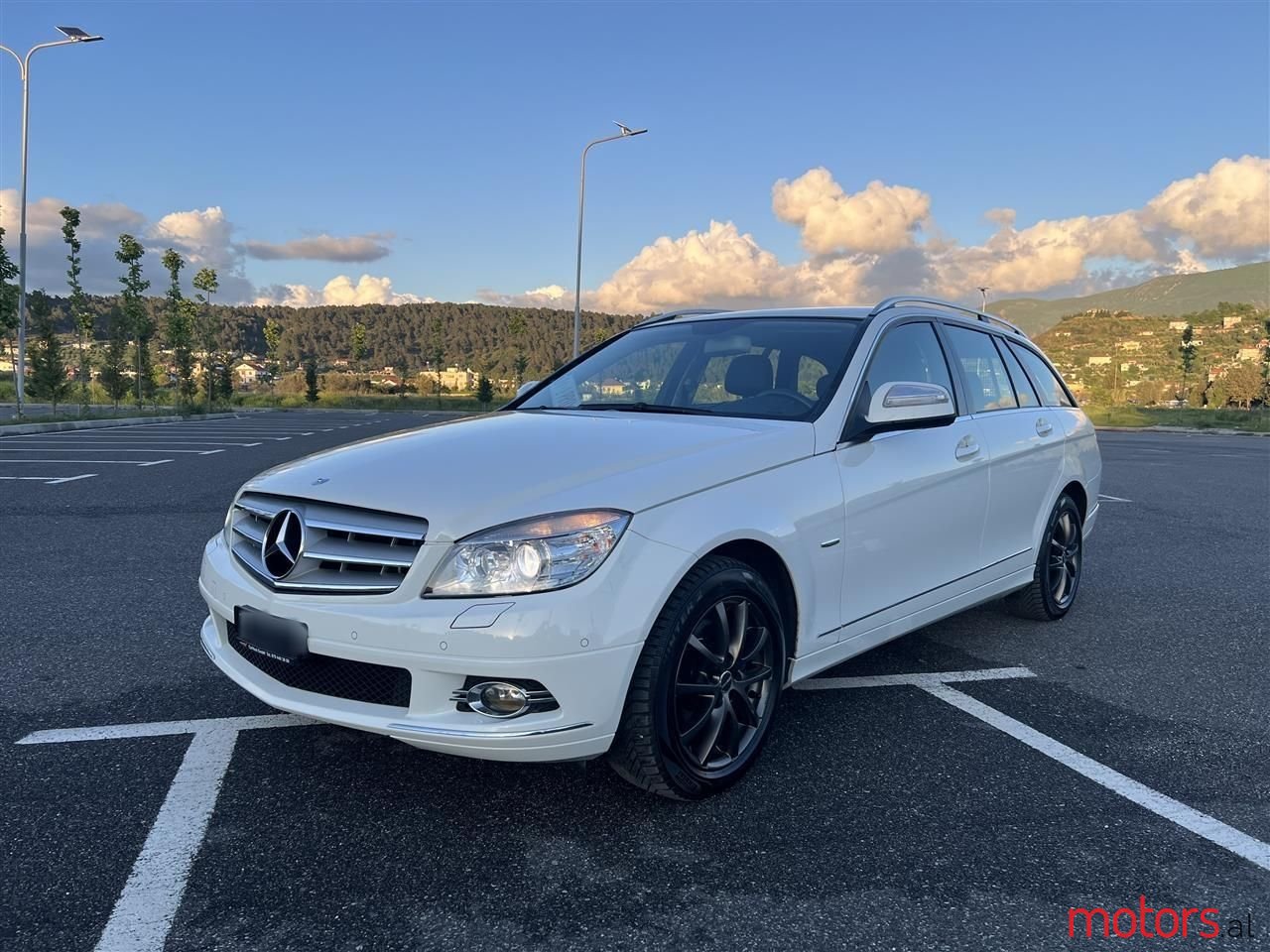 2008' Mercedes-Benz C 220 photo #1