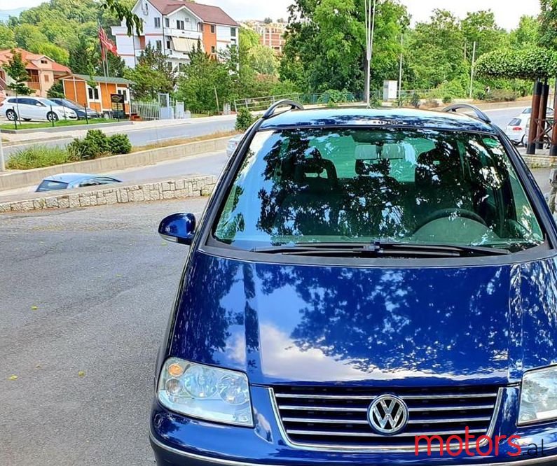2006' Volkswagen Sharan photo #4
