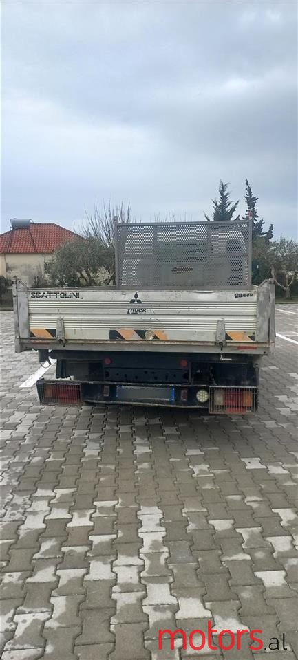 2010' Mitsubishi Canter photo #3