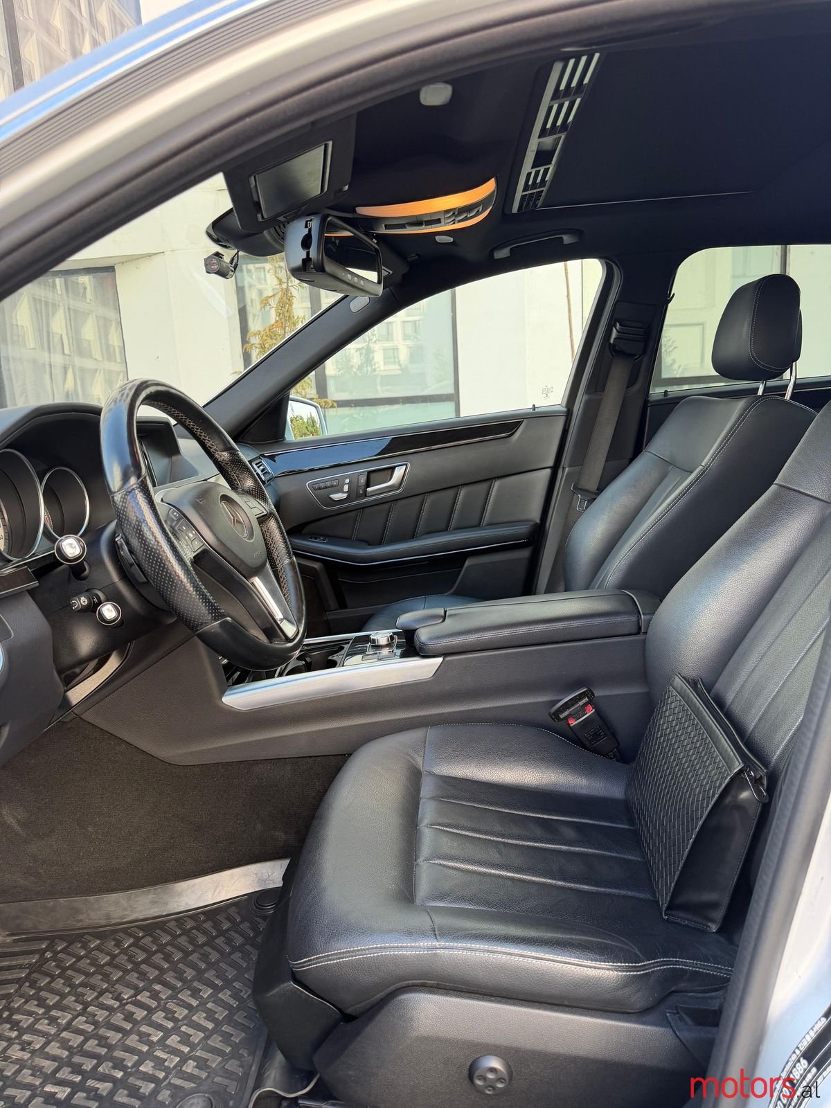 2014' Mercedes-Benz E 220 photo #6