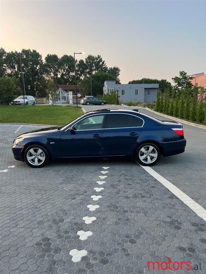2008' BMW 528 photo #2