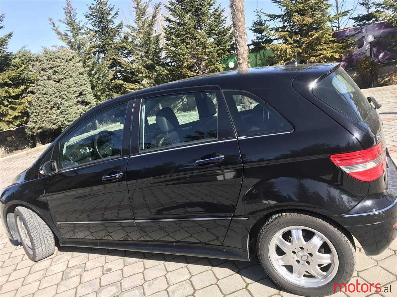 2006' Mercedes-Benz B 200 photo #2