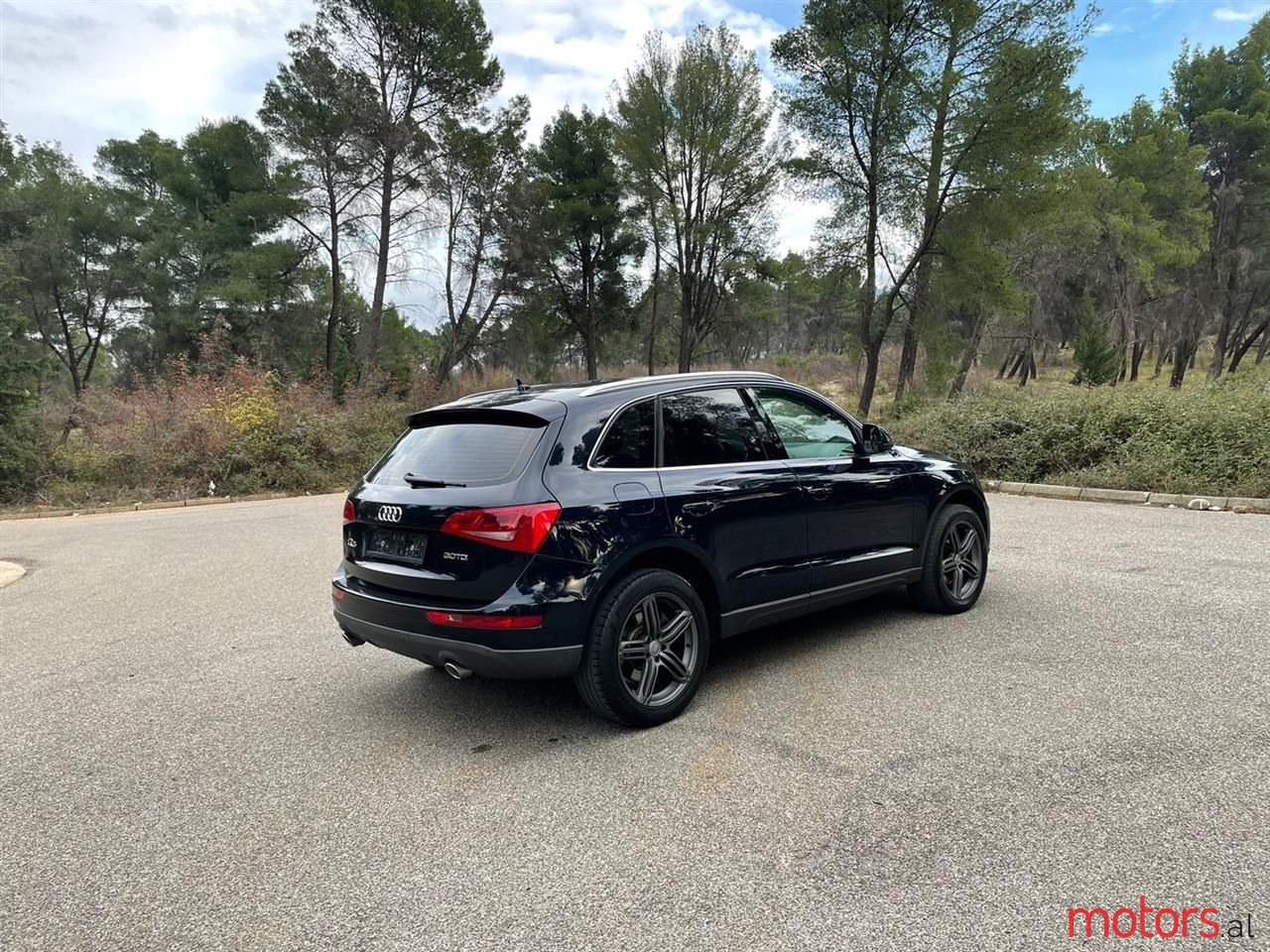2010' Audi Q5 photo #4