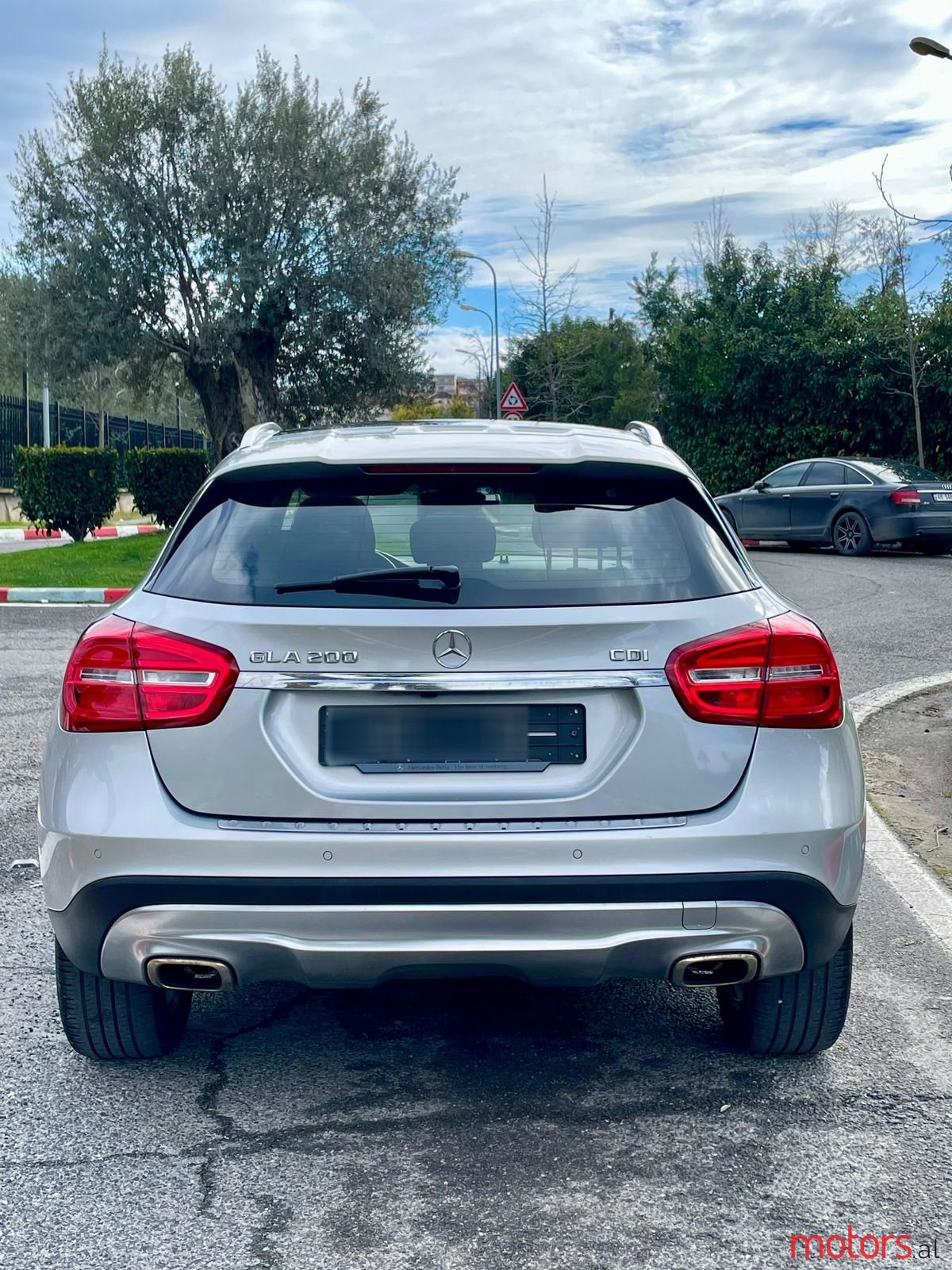 2015' Mercedes-Benz GLA 200 photo #6