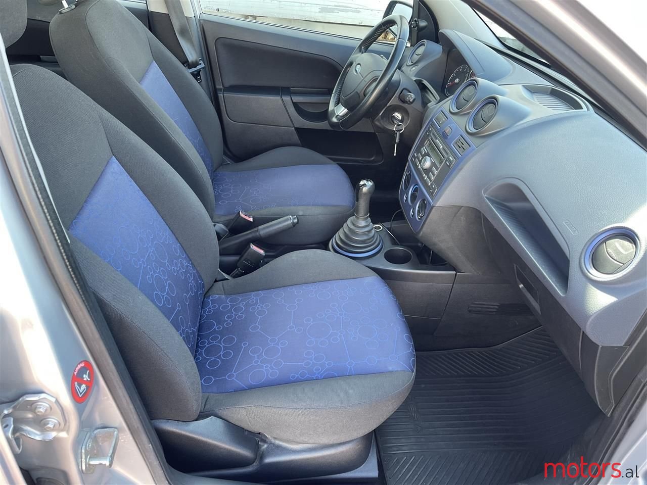 2007' Ford Fiesta photo #2