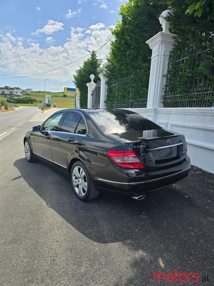 2010' Mercedes-Benz C 220 photo #2