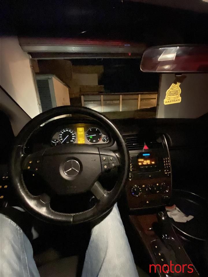 2006' Mercedes-Benz B 200 photo #5