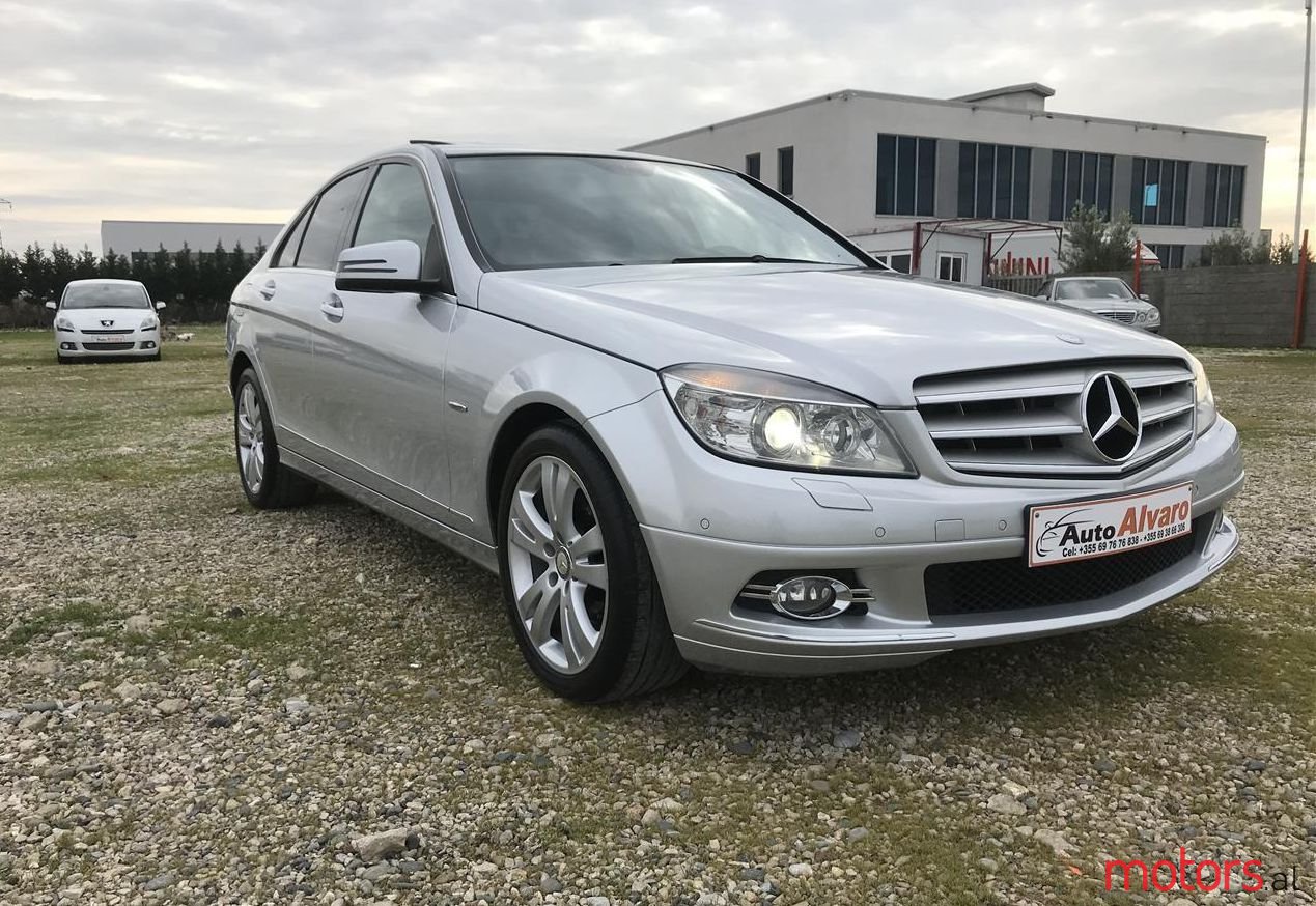 2008' Mercedes-Benz C 220 photo #1