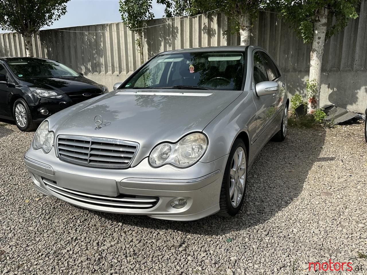 2005' Mercedes-Benz C 220 photo #3