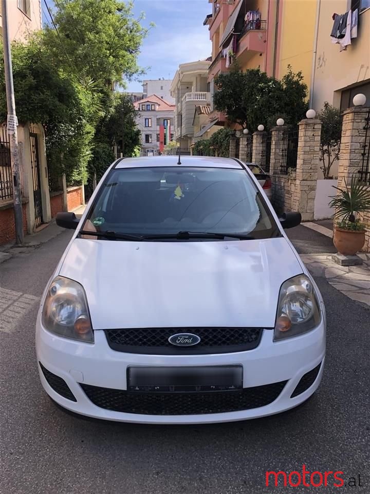 2008' Ford Fiesta photo #4