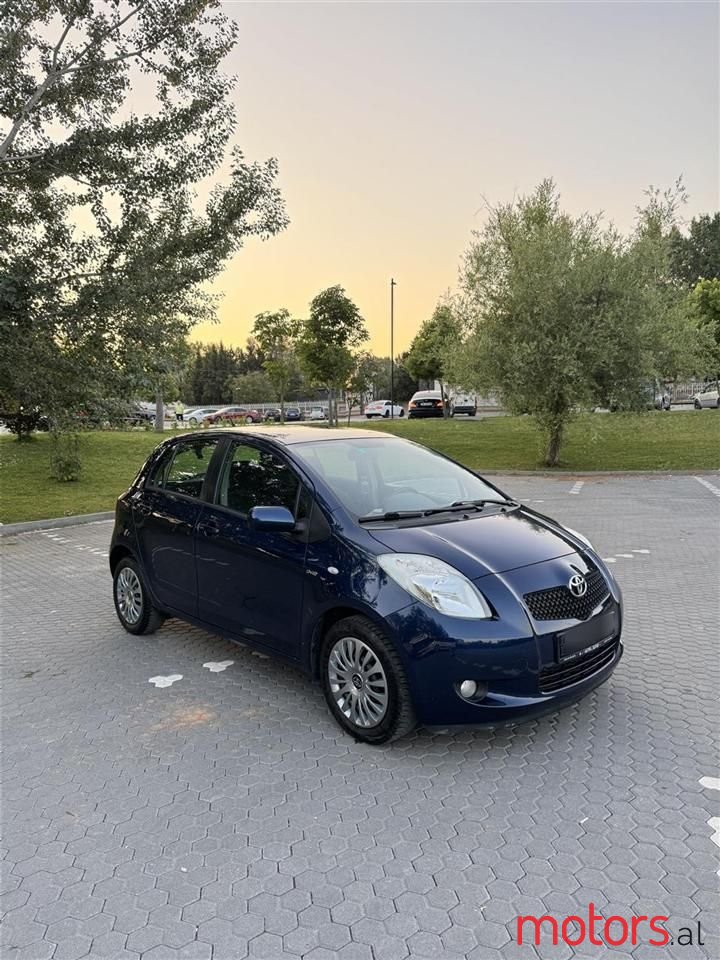2006' Toyota Yaris photo #3