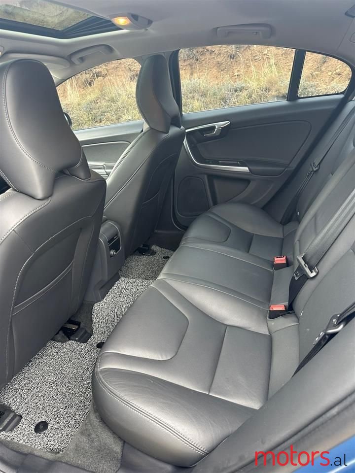 2016' Volvo S60 photo #5