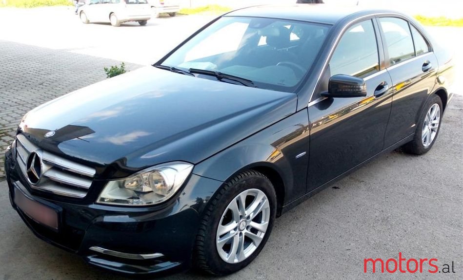 2011' Mercedes-Benz C 180 photo #1