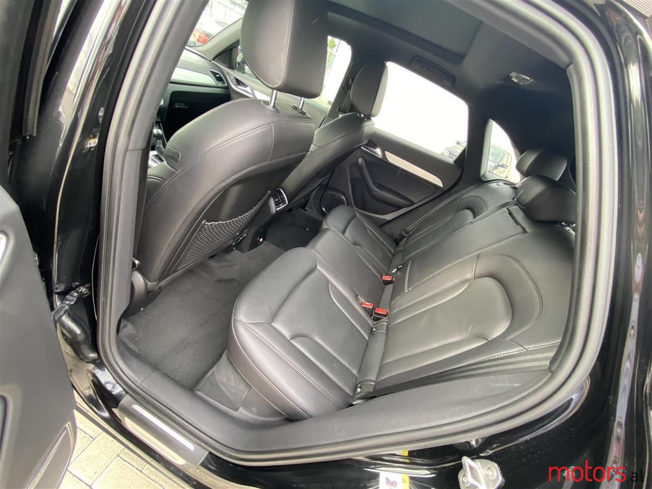 2015' Audi Q3 photo #6